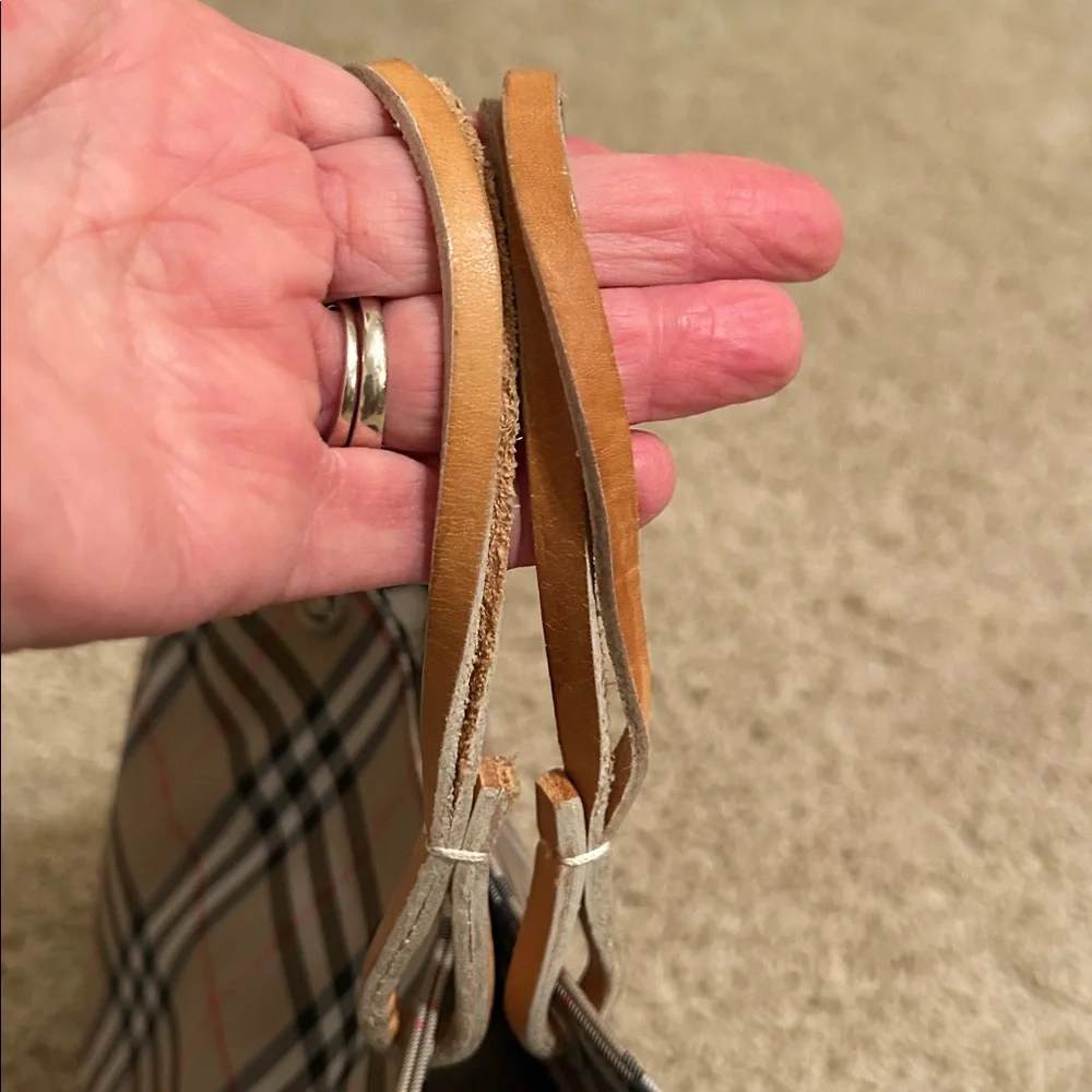 Burberry Tan Nova Check Tote Hand Bag - Picture 6 of 11